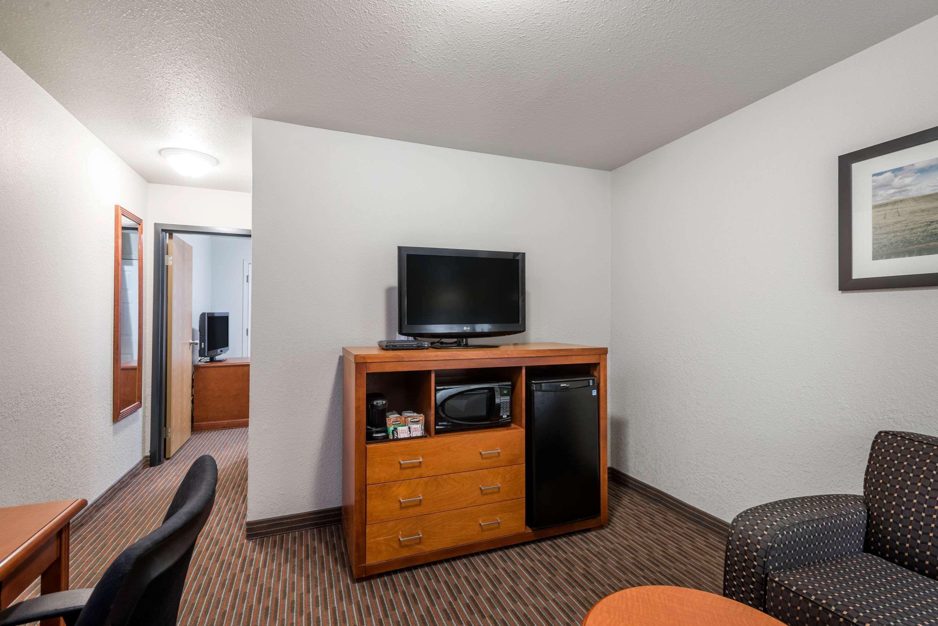 Super 8 By Wyndham Grande Prairie Hotel Kültér fotó
