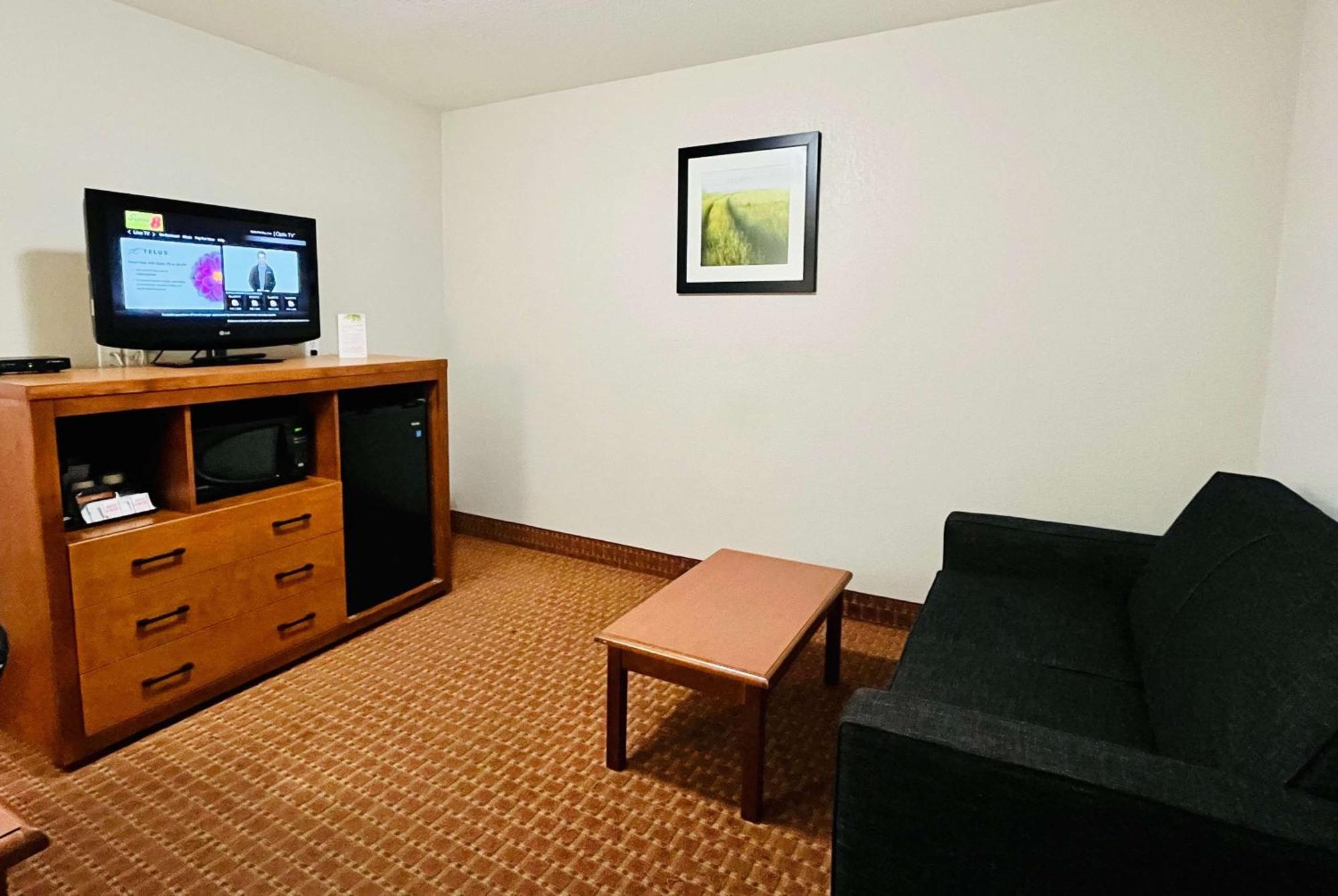 Super 8 By Wyndham Grande Prairie Hotel Kültér fotó
