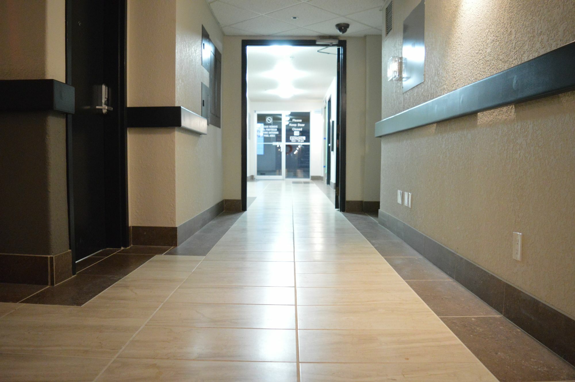 Super 8 By Wyndham Grande Prairie Hotel Kültér fotó